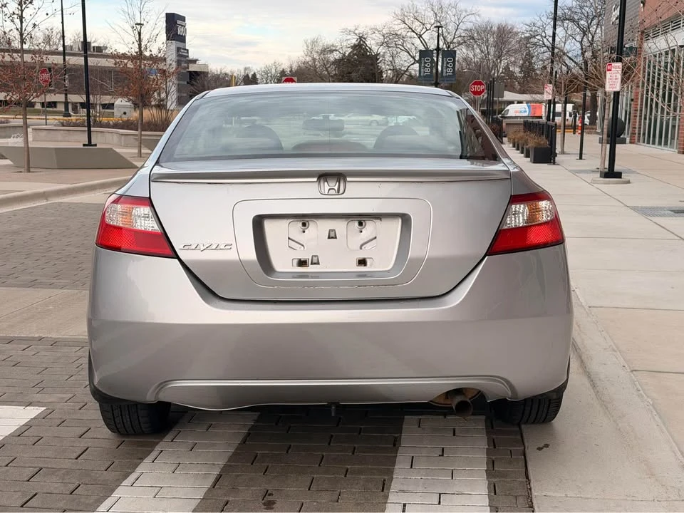 2007 Honda Civic 8th Gen - Image 5 of 18