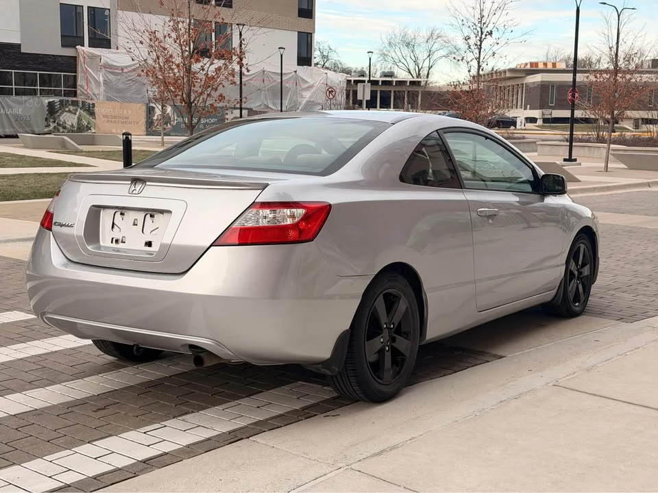 2007 Honda Civic 8th Gen - Image 4 of 18