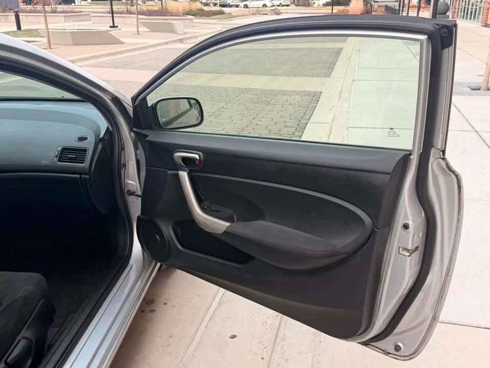 2007 Honda Civic 8th Gen - Image 15 of 18