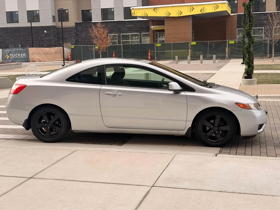 2007 Honda Civic 8th Gen - Image 6 of 18