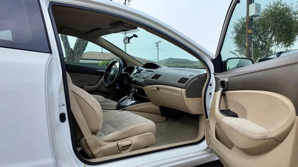 2007 Honda Civic 8th Gen - Image 8 of 9