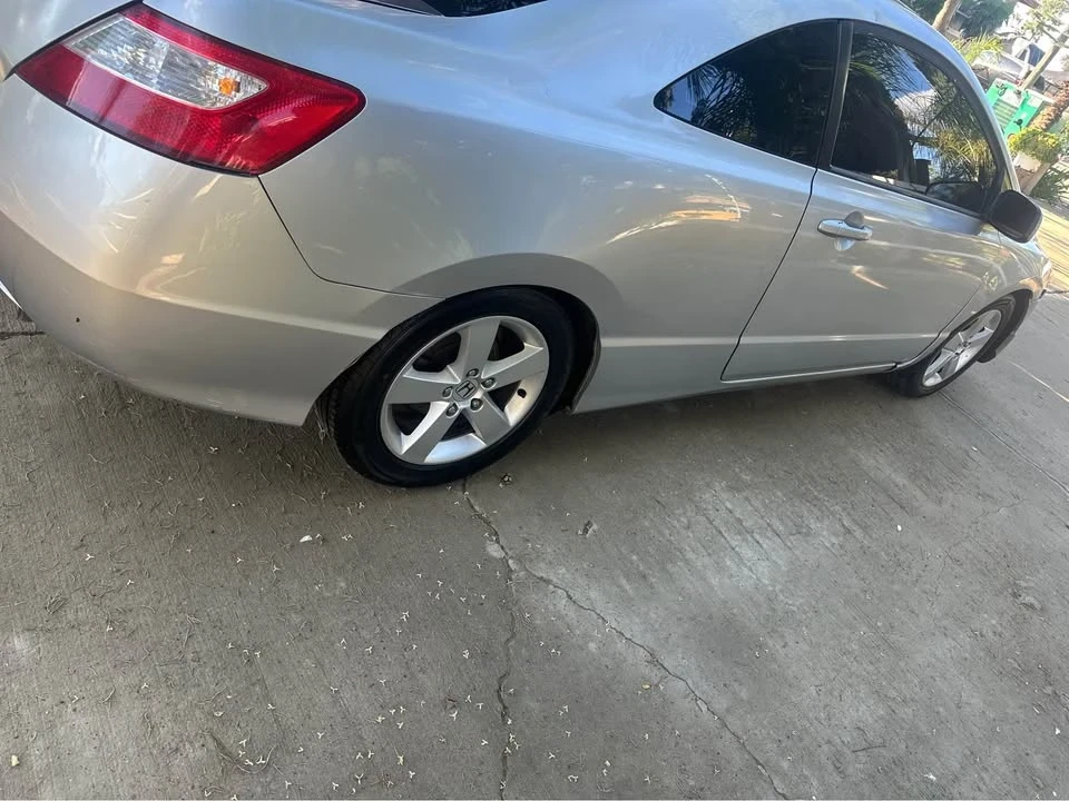 2007 Honda Civic 8th Gen - Image 7 of 7