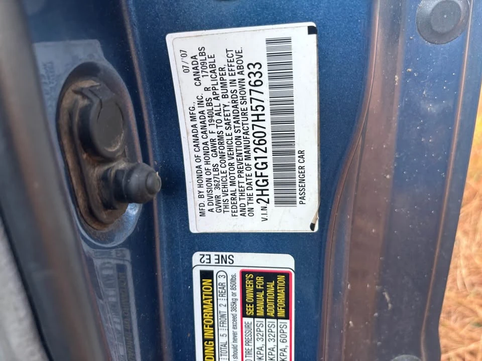 2007 Honda Civic 8th Gen - Image 3 of 4