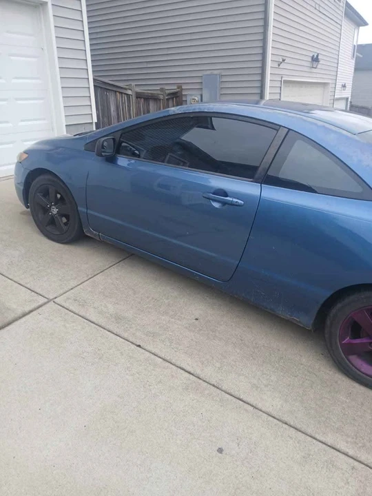 2007 Honda Civic 8th Gen - Image 9 of 13