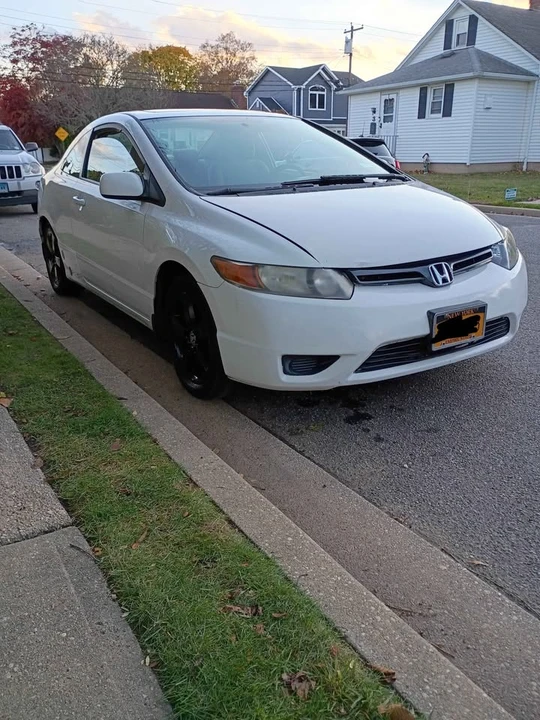 2007 Honda Civic 8th Gen - Image 8 of 20