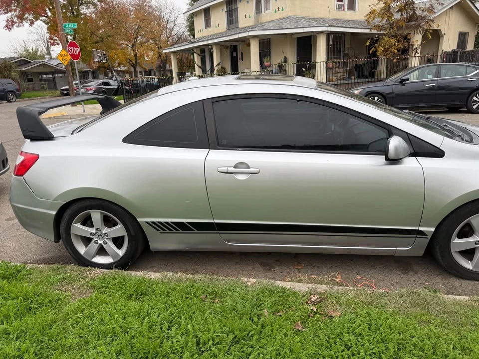 2007 Honda Civic 8th Gen - Image 5 of 6