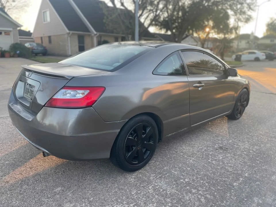 2007 Honda Civic 8th Gen - Image 12 of 16