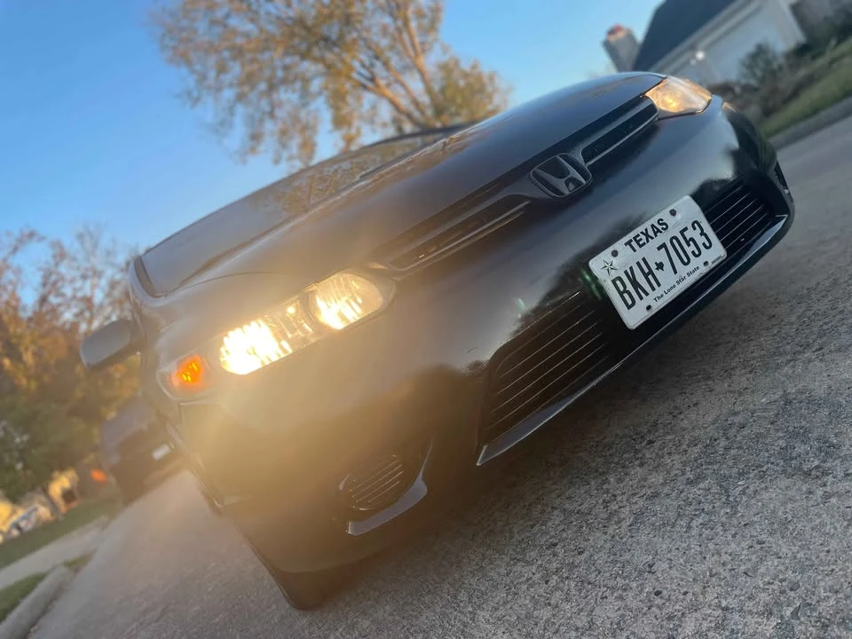 2007 Honda Civic 8th Gen - Image 2 of 16
