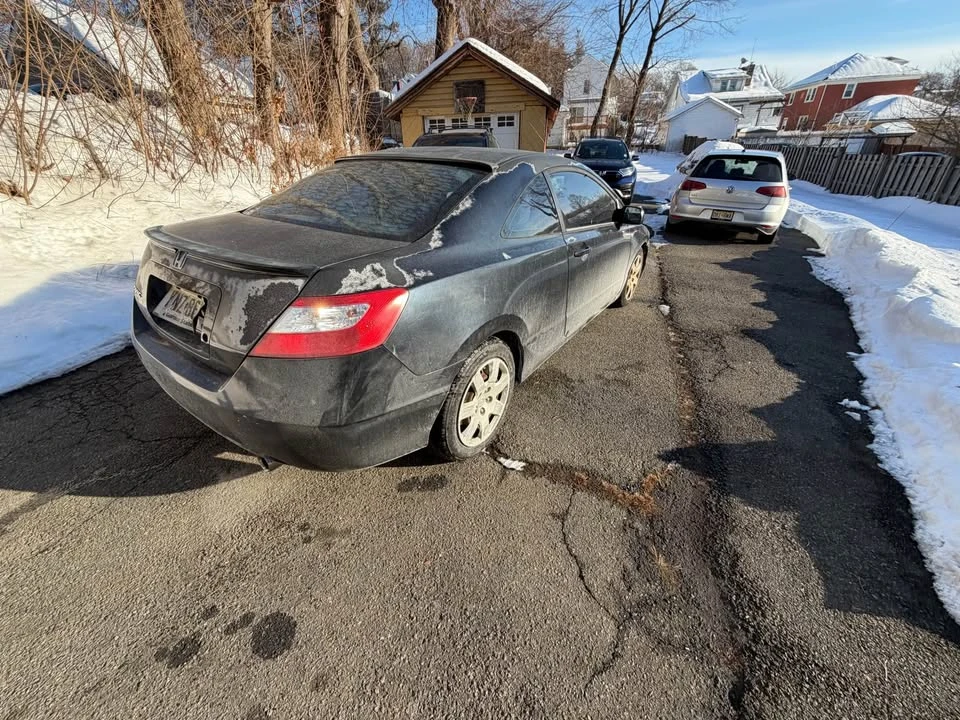 2007 Honda Civic 8th Gen - Image 9 of 14