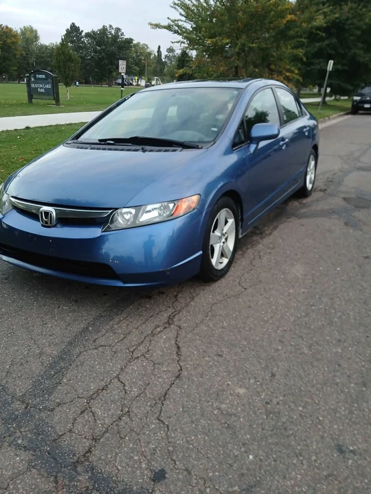 2007 Honda Civic 8th Gen - Image 3 of 11