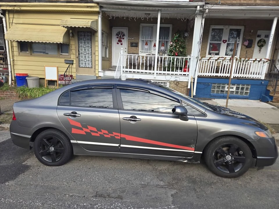 2007 Honda Civic 8th Gen - Image 4 of 4