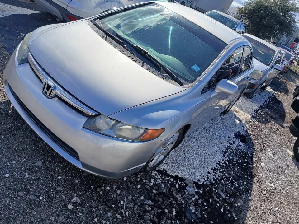 2007 Honda Civic 8th Gen - Image 3 of 5