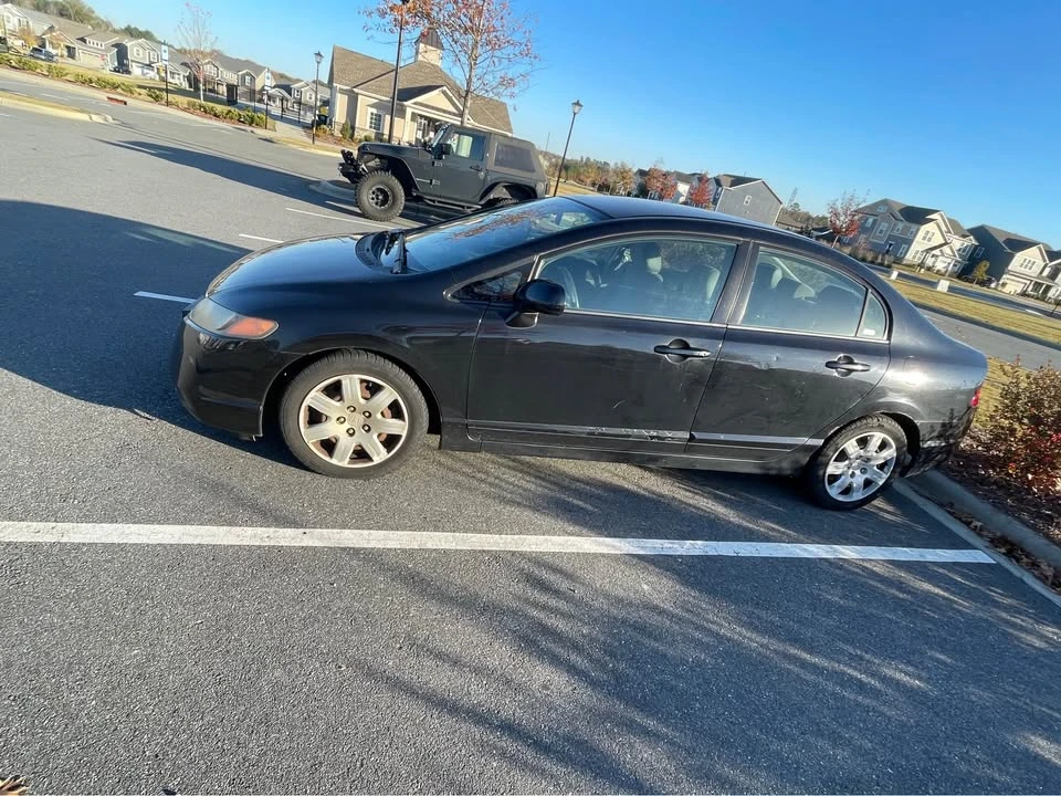 2007 Honda Civic 8th Gen - Image 2 of 5