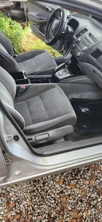 2007 Honda Civic 8th Gen - Image 3 of 3