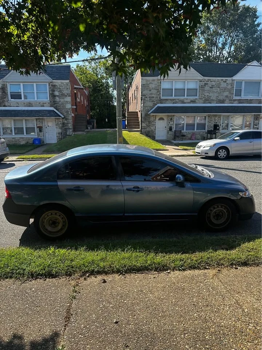 2007 Honda Civic 8th Gen - Image 2 of 3