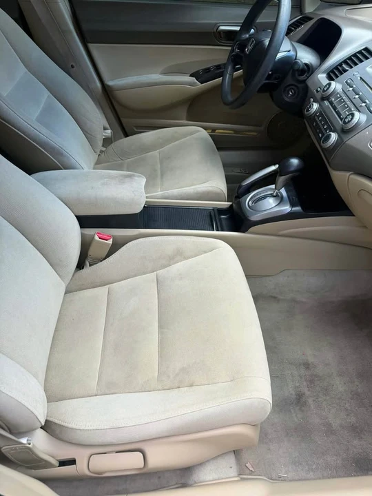 2007 Honda Civic 8th Gen - Image 3 of 8