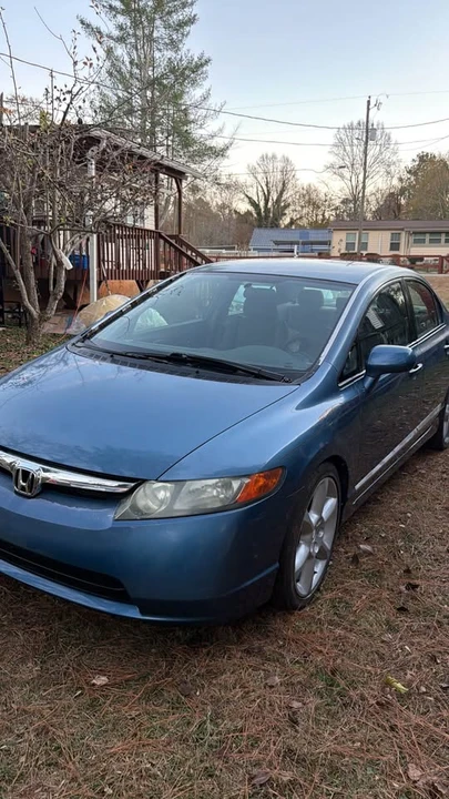 2007 Honda Civic 8th Gen - Image 3 of 9