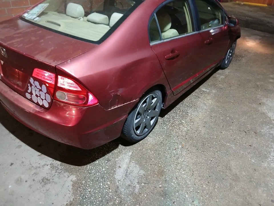2007 Honda Civic 8th Gen - Image 2 of 4