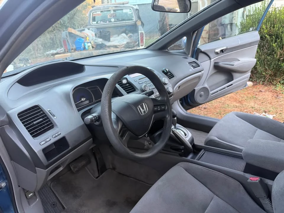 2007 Honda Civic 8th Gen - Image 6 of 9