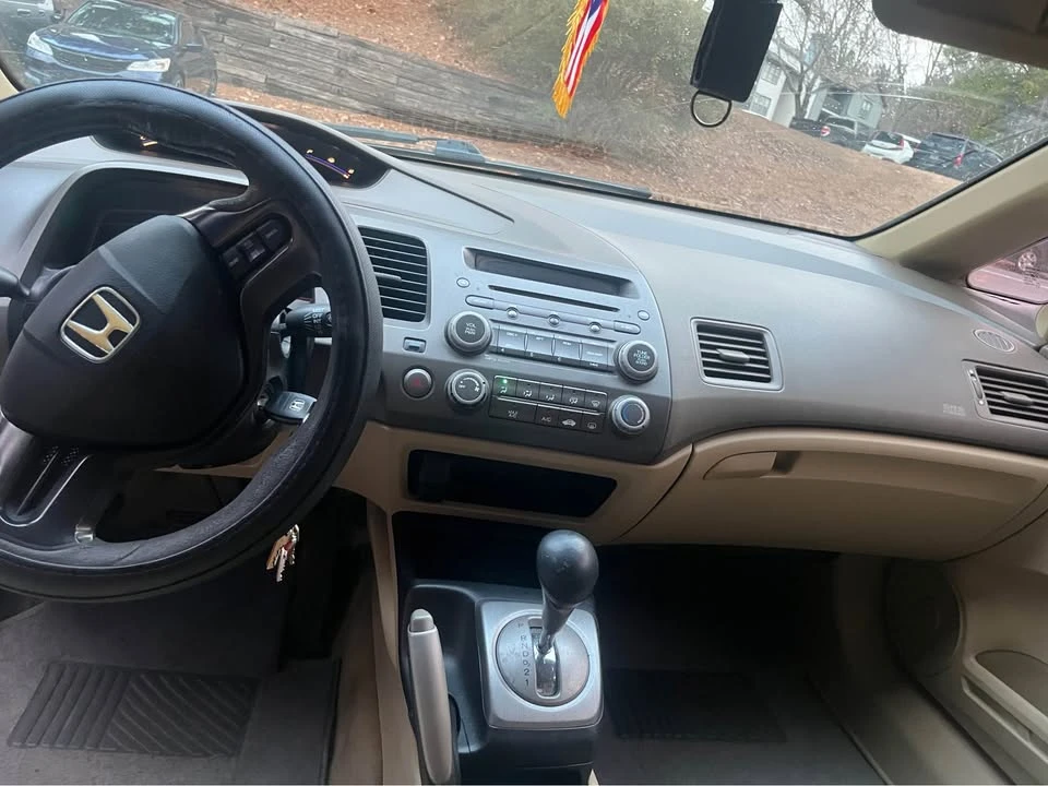 2007 Honda Civic 8th Gen - Image 6 of 9