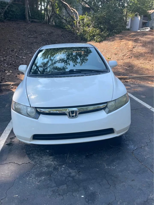 2007 Honda Civic 8th Gen - Image 2 of 9