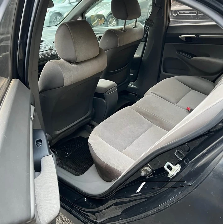 2007 Honda Civic 8th Gen - Image 9 of 10