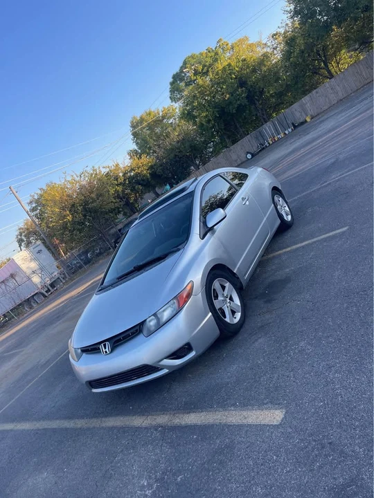 2007 Honda Civic 8th Gen - Image 5 of 11