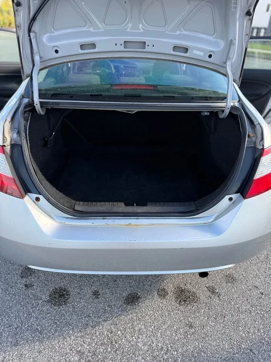 2007 Honda Civic 8th Gen - Image 5 of 13