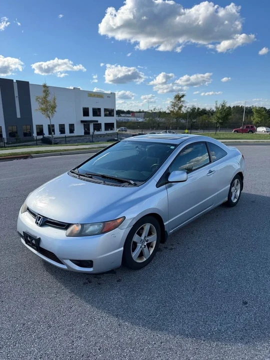 2007 Honda Civic 8th Gen - Image 3 of 13