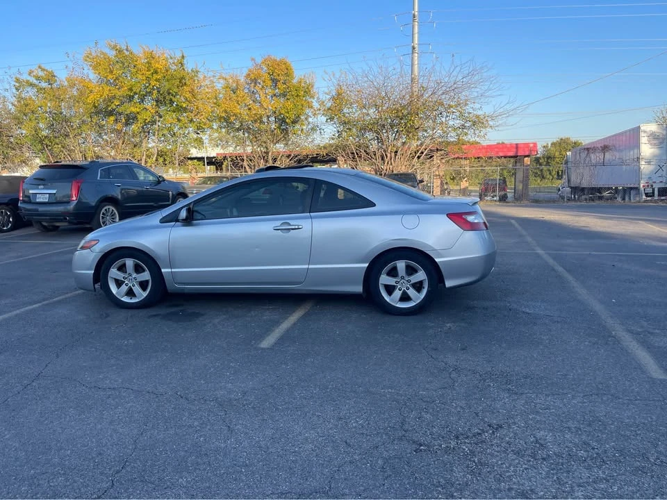 2007 Honda Civic 8th Gen - Image 3 of 11