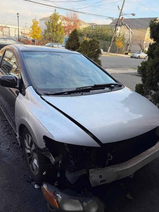 2007 Honda Civic 8th Gen - Image 8 of 9