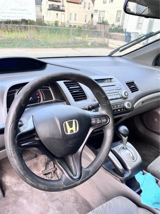 2007 Honda Civic 8th Gen - Image 6 of 10