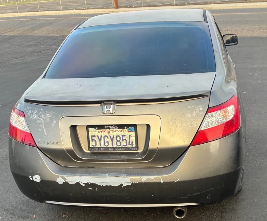 2007 Honda Civic 8th Gen - Image 2 of 4