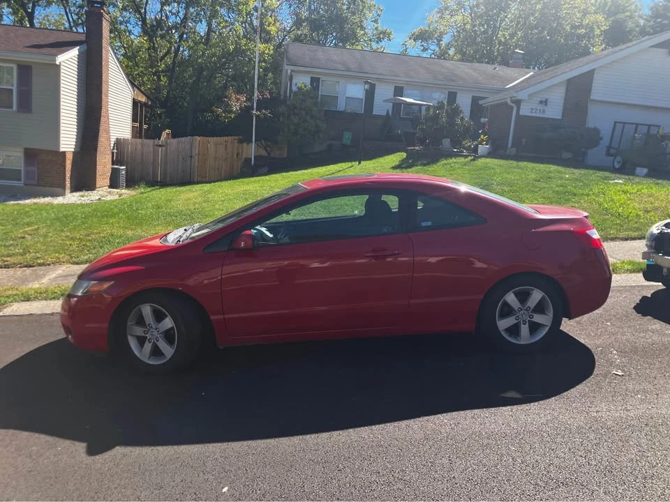 2007 Honda Civic 8th Gen - Image 2 of 7