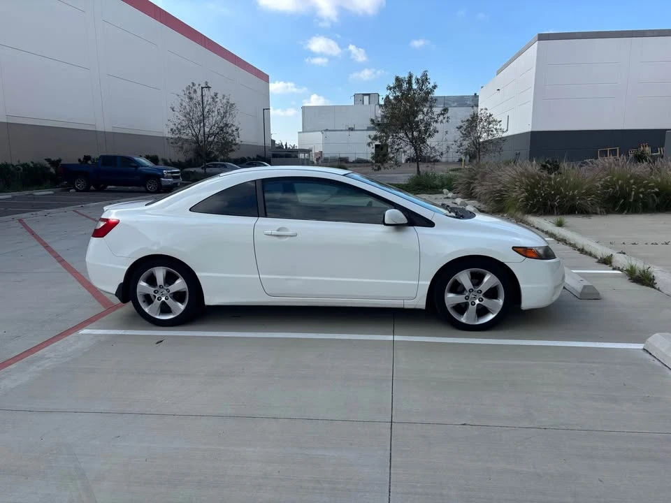 2007 Honda Civic 8th Gen - Image 4 of 9