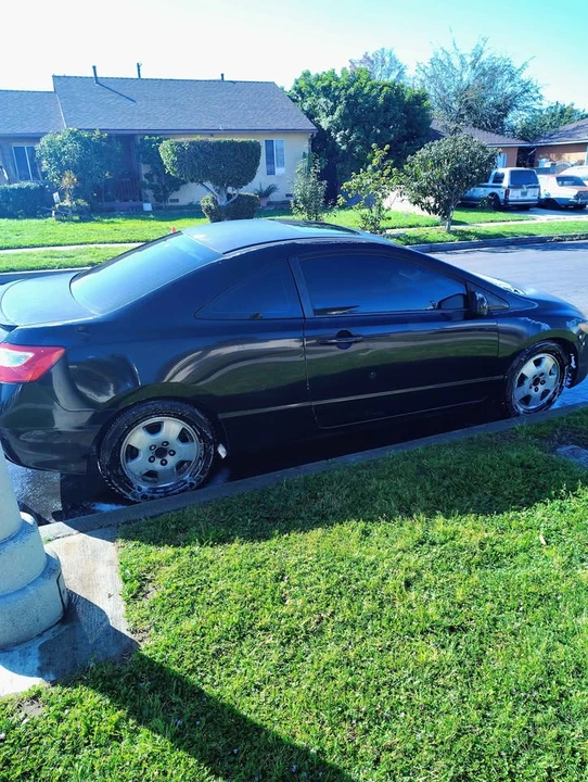 2007 Honda Civic 8th Gen - Image 3 of 3