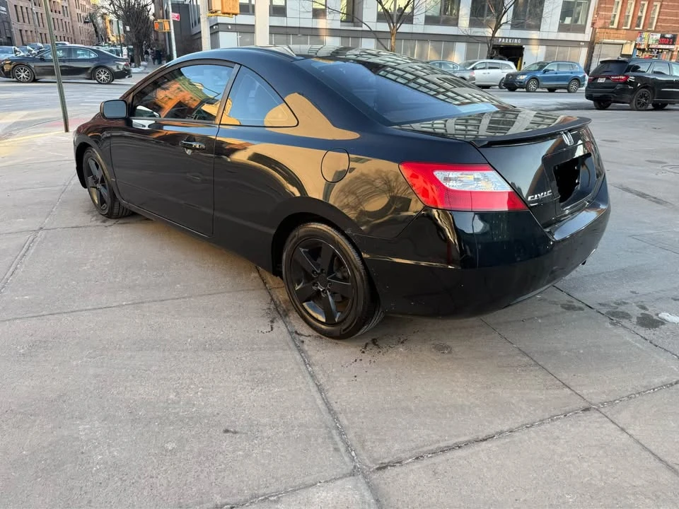 2007 Honda Civic 8th Gen - Image 10 of 15