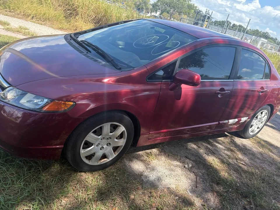 2007 Honda Civic 8th Gen - Image 2 of 16