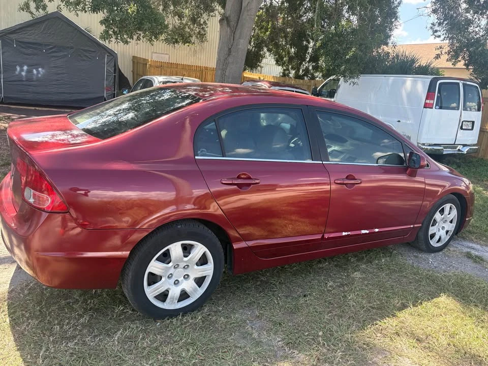 2007 Honda Civic 8th Gen - Image 9 of 16
