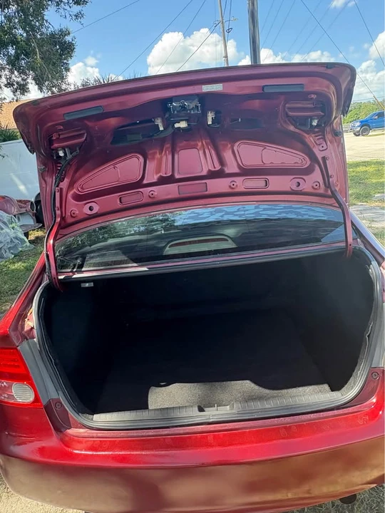 2007 Honda Civic 8th Gen - Image 10 of 16