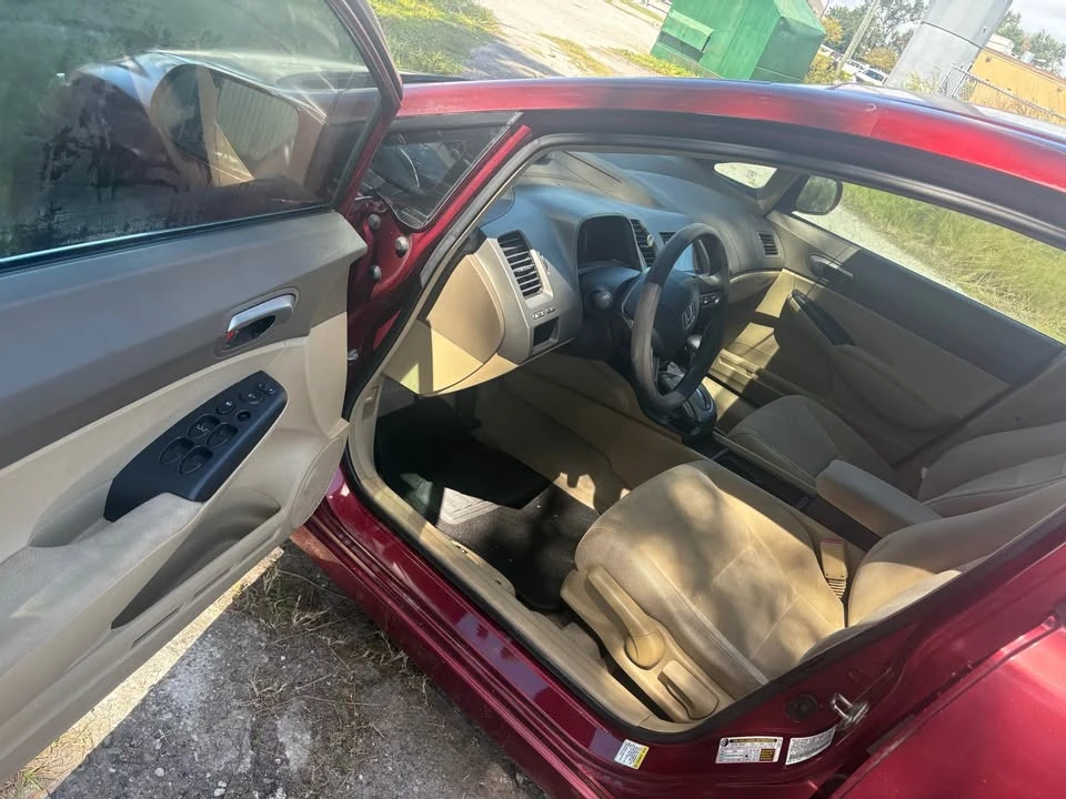 2007 Honda Civic 8th Gen - Image 13 of 16