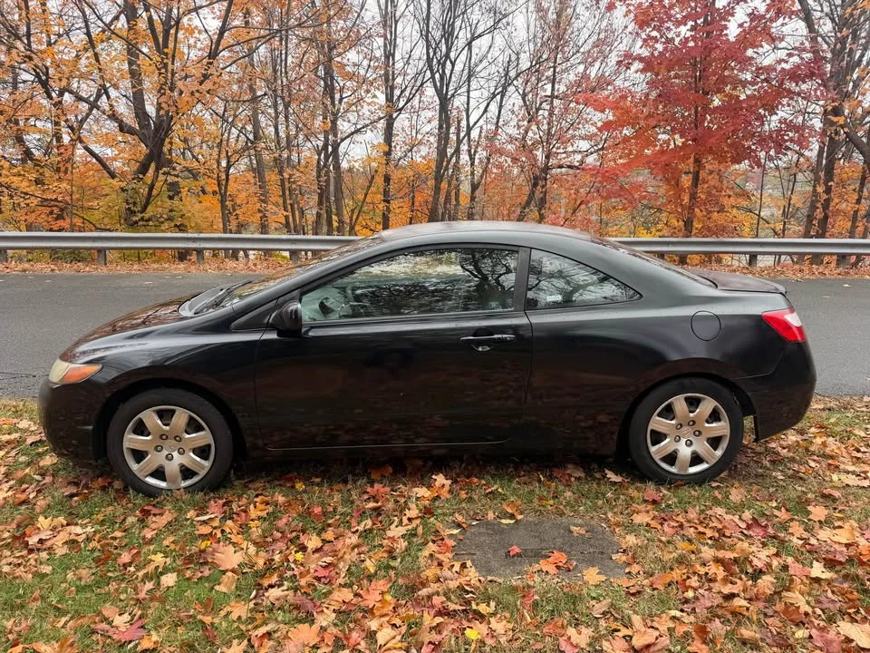 2007 Honda Civic 8th Gen - Image 4 of 12