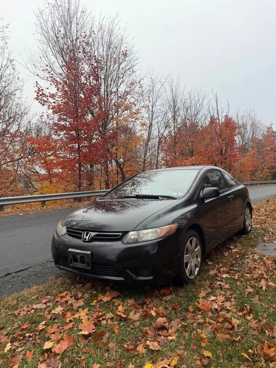 2007 Honda Civic 8th Gen - Image 3 of 12