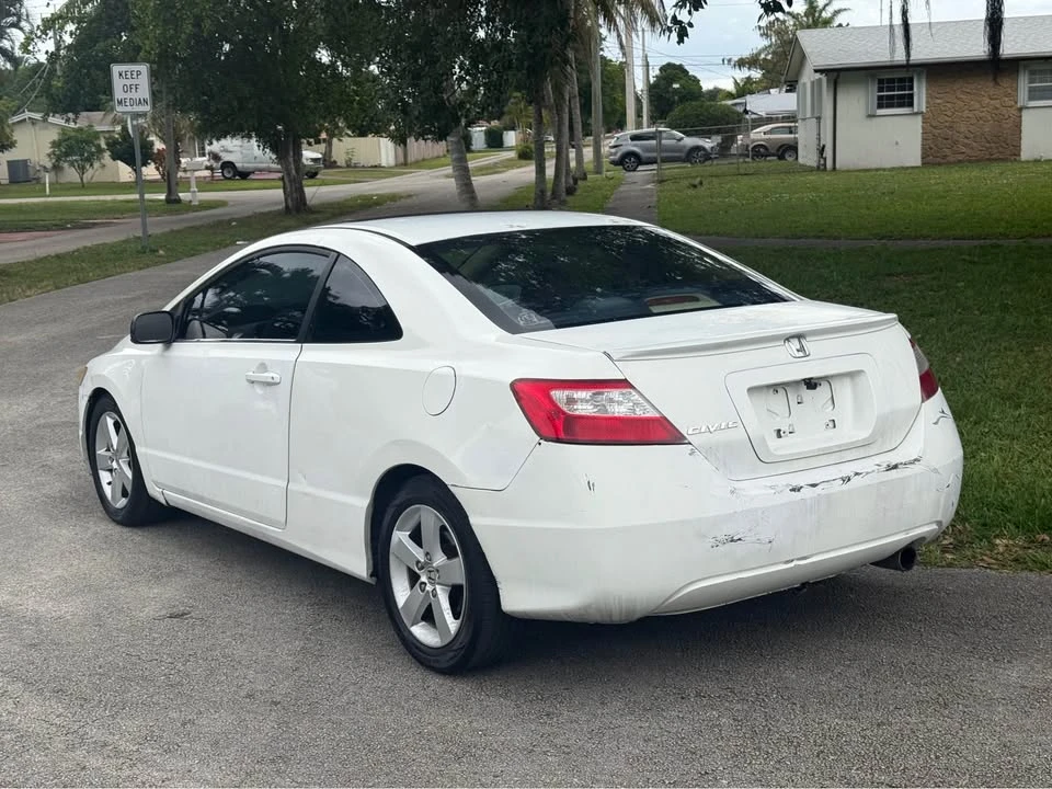 2007 Honda Civic 8th Gen - Image 7 of 15