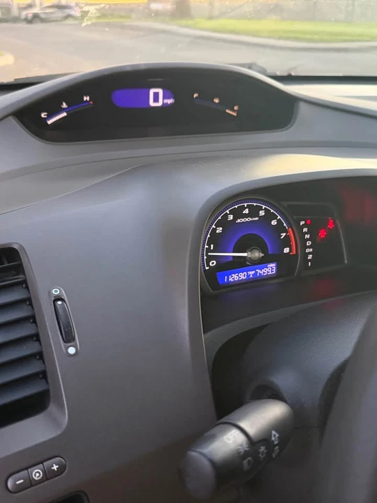 2007 Honda Civic 8th Gen - Image 10 of 13