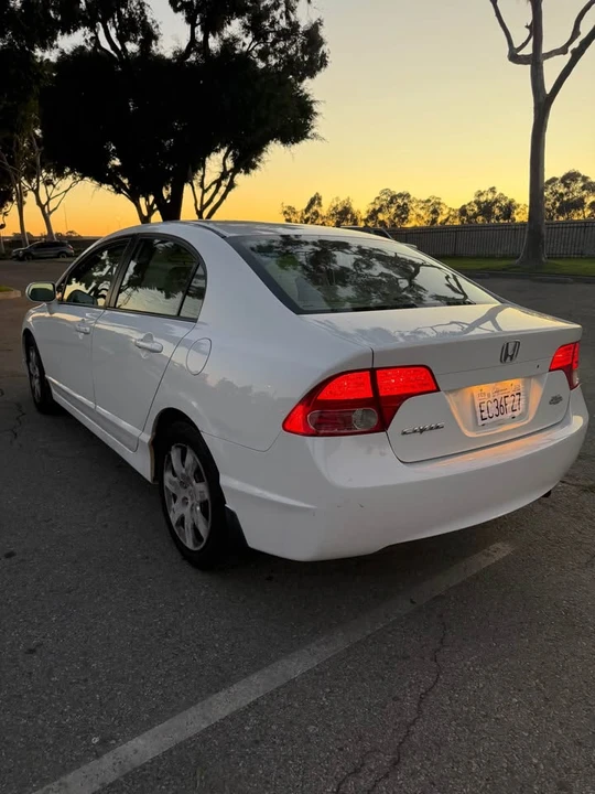 2007 Honda Civic 8th Gen - Image 5 of 13