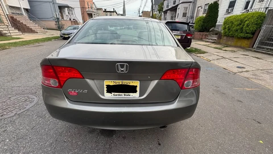 2007 Honda Civic 8th Gen - Image 4 of 10