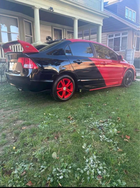 2007 Honda Civic 8th Gen - Image 2 of 3