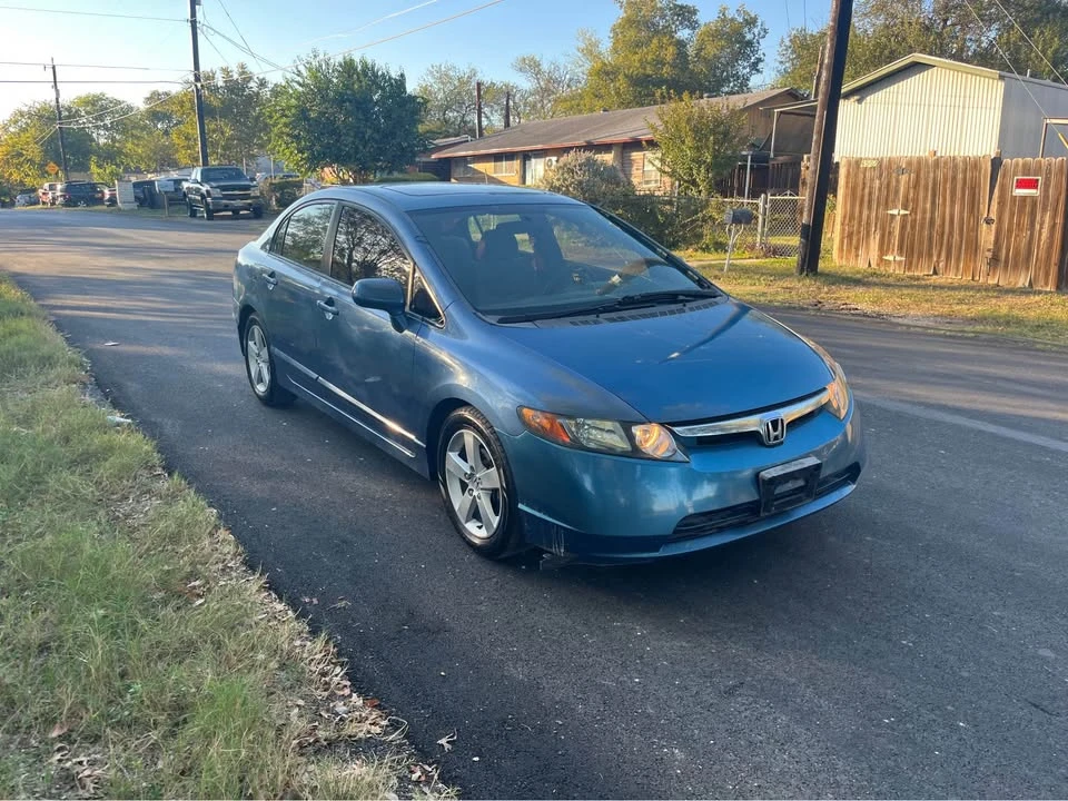 2007 Honda Civic 8th Gen - Image 2 of 6