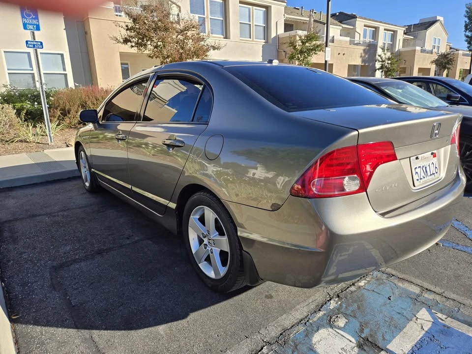 2007 Honda Civic 8th Gen - Image 3 of 12